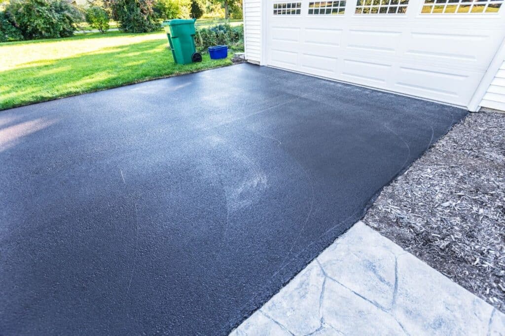 Ideal Asphalt Mixes for Residential Paving: Factors to Know 1 image 2 | Ideal Asphalt Mixes for Residential Paving: Factors to Know